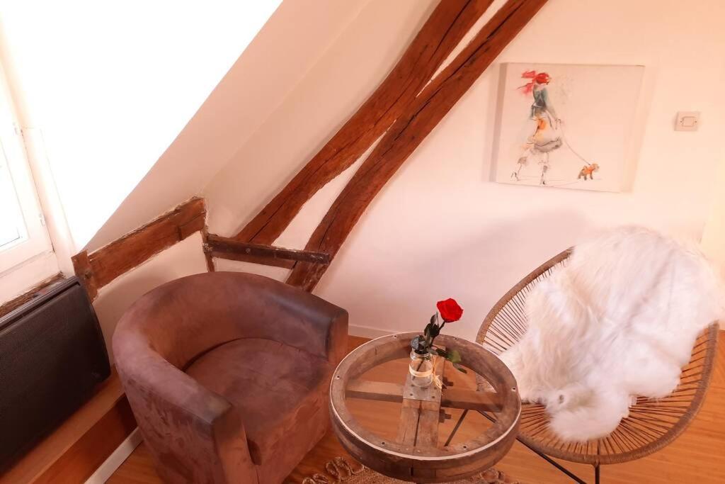 Loft De Charme A 150M De La Cathedrale Leilighet Beauvais Eksteriør bilde